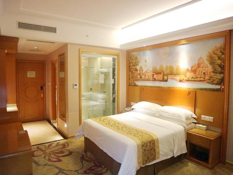 Vienna Hotel Hainan Oriental Avenue Dongfang Exteriör bild